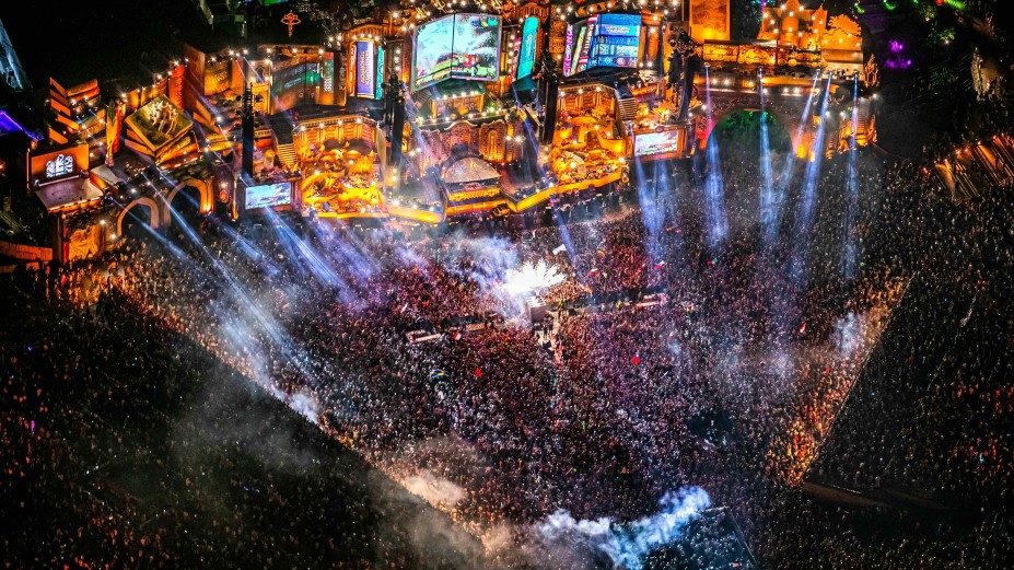 Tomorrowland share full line-up for virtual festival